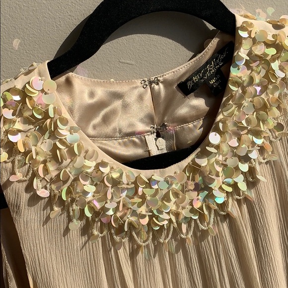 Betsy Johnson Shift Dress - Picture 2 of 5